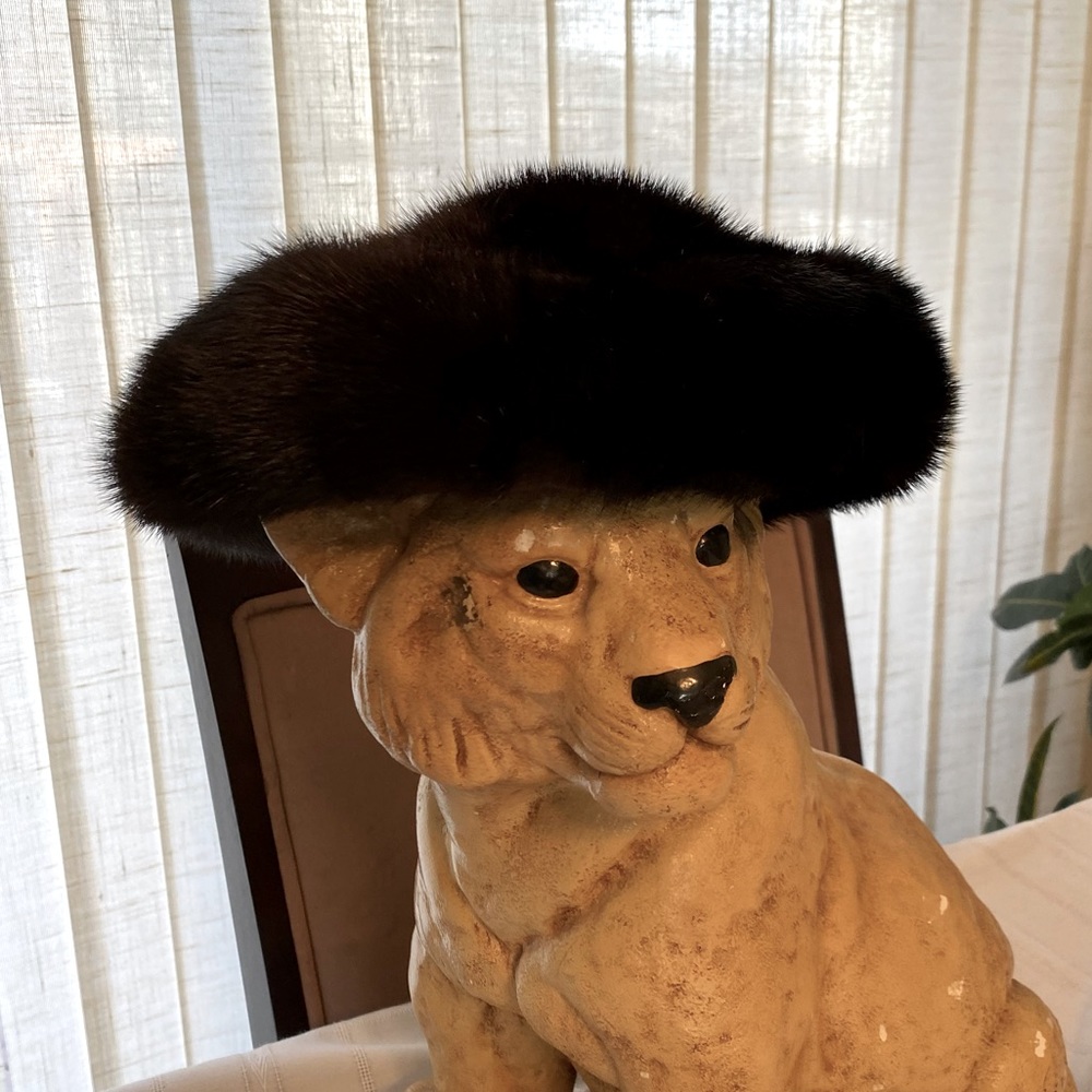 Vintage Dark Chocolate Brown / Black Mink fur hat